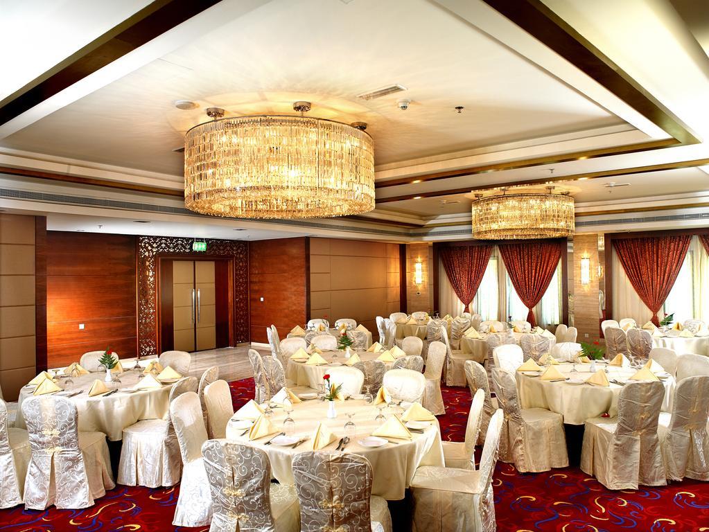Landmark Riqqa Hotel Dubai Ngoại thất bức ảnh